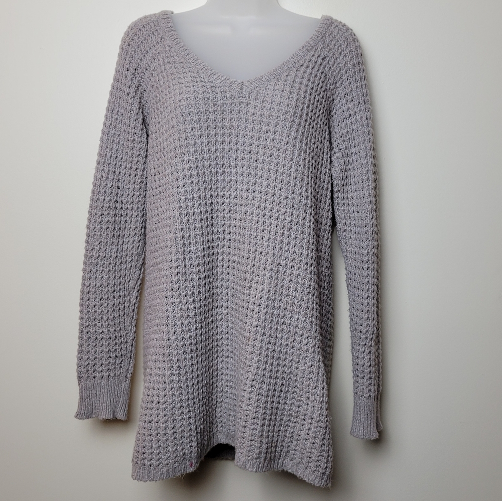 American Eagle Beige Chunky Knit V-neck Sweater